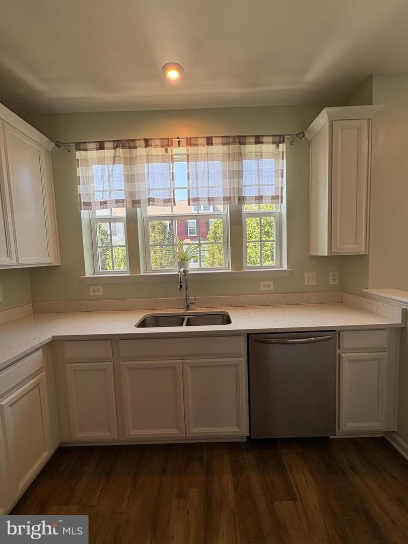 43767 Winterberry Way photo 5