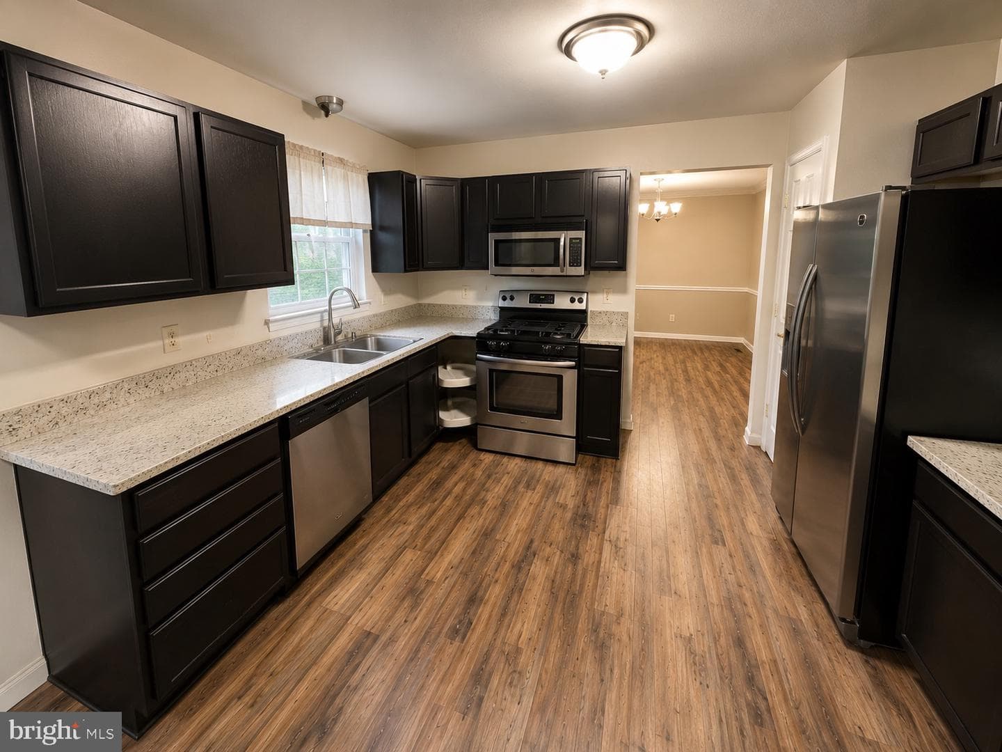 20921 Coronet Place photo 2