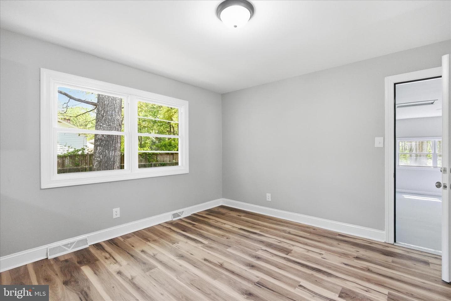 22330 Macon Court photo 13