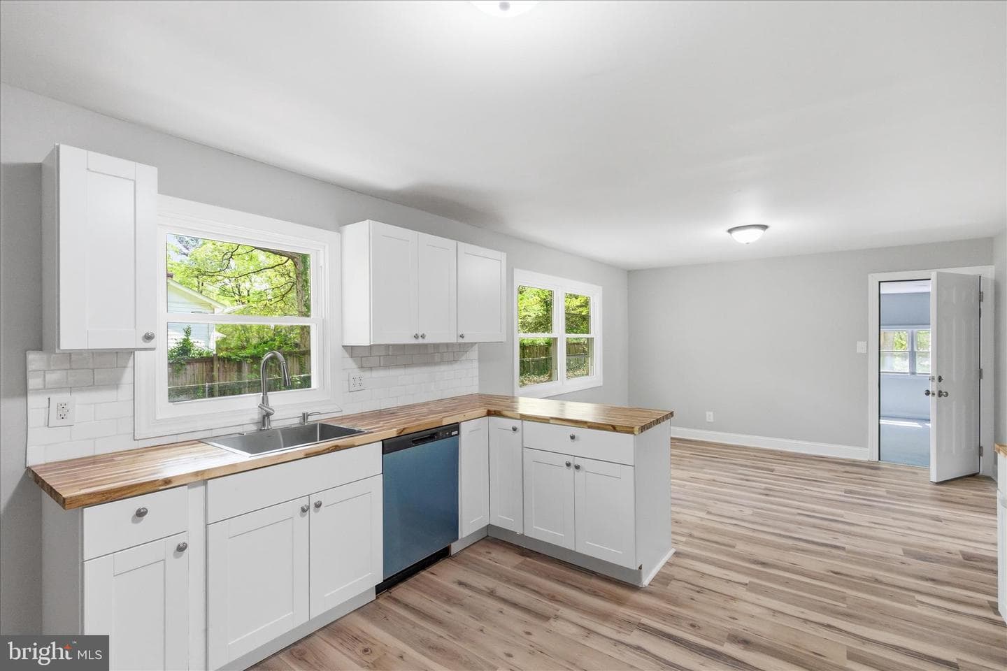 22330 Macon Court photo 4