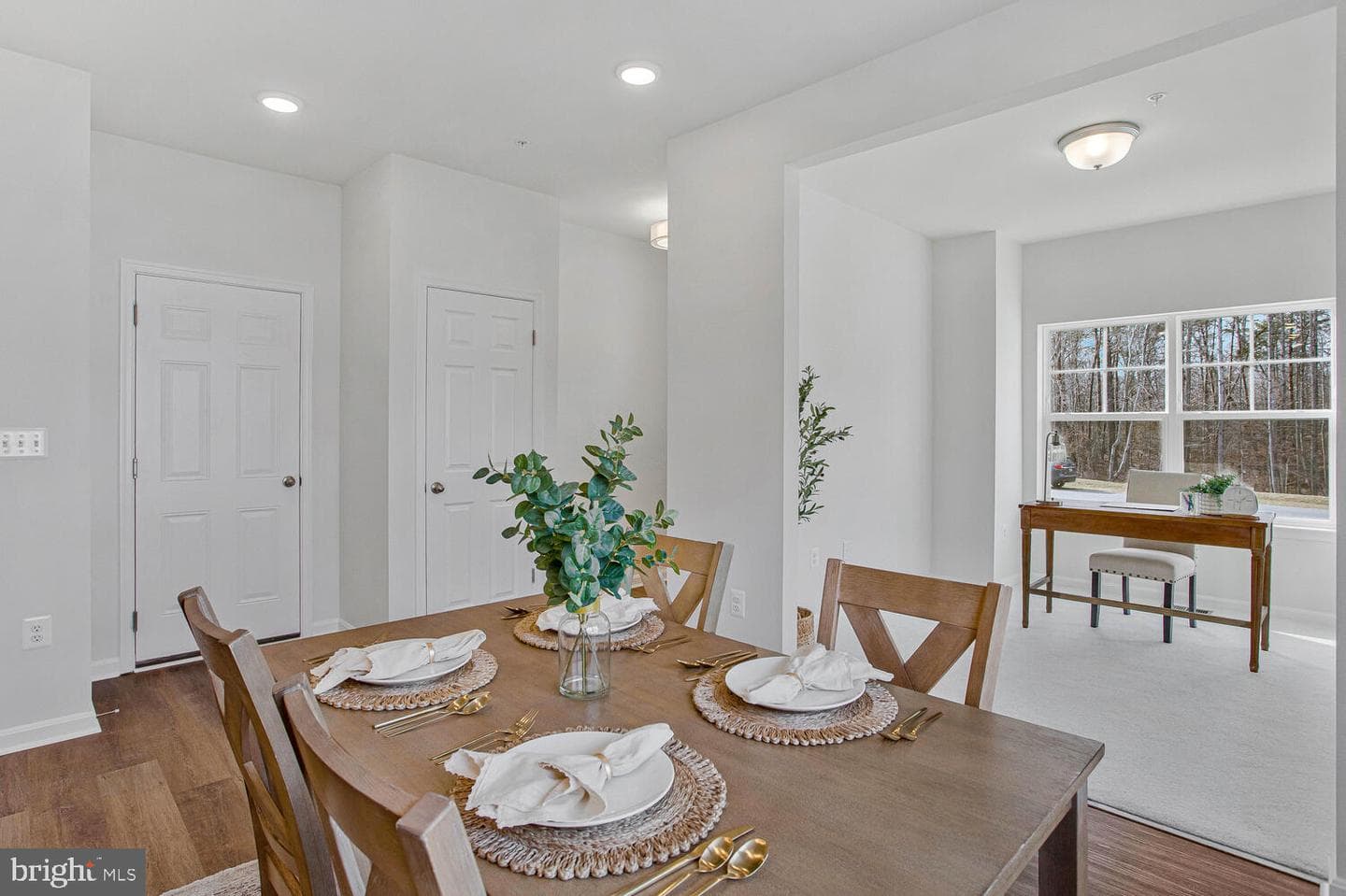 22218 Norris Woods St photo 3