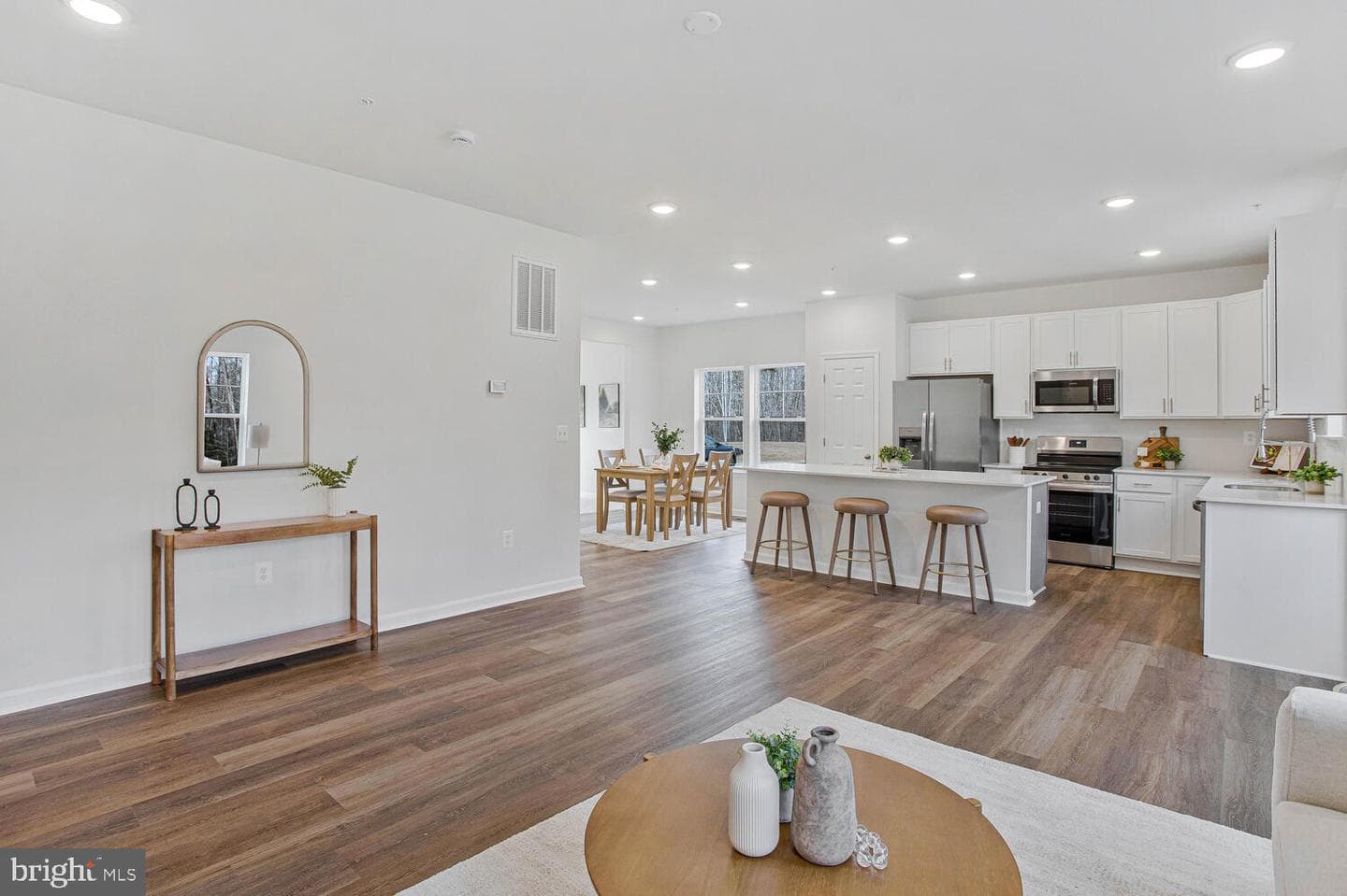 22218 Norris Woods St photo 4