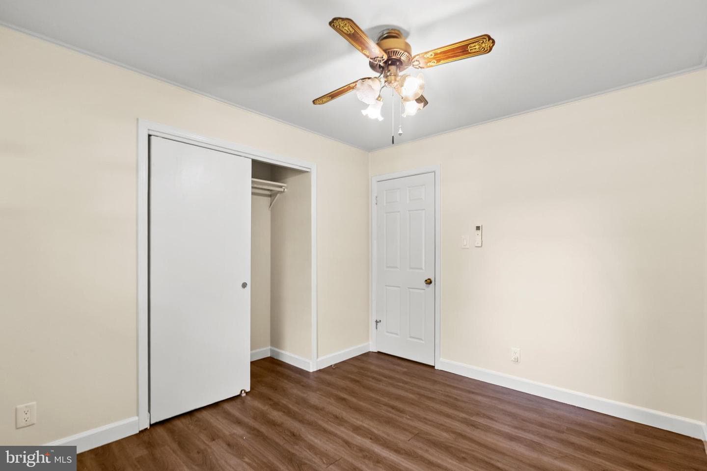 22518 Garrison Drive photo 16