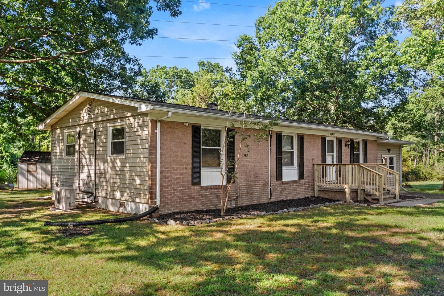 22518 Garrison Drive photo 2