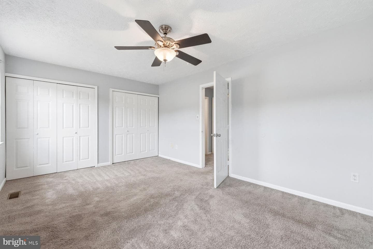 21421 Manon Way photo 21
