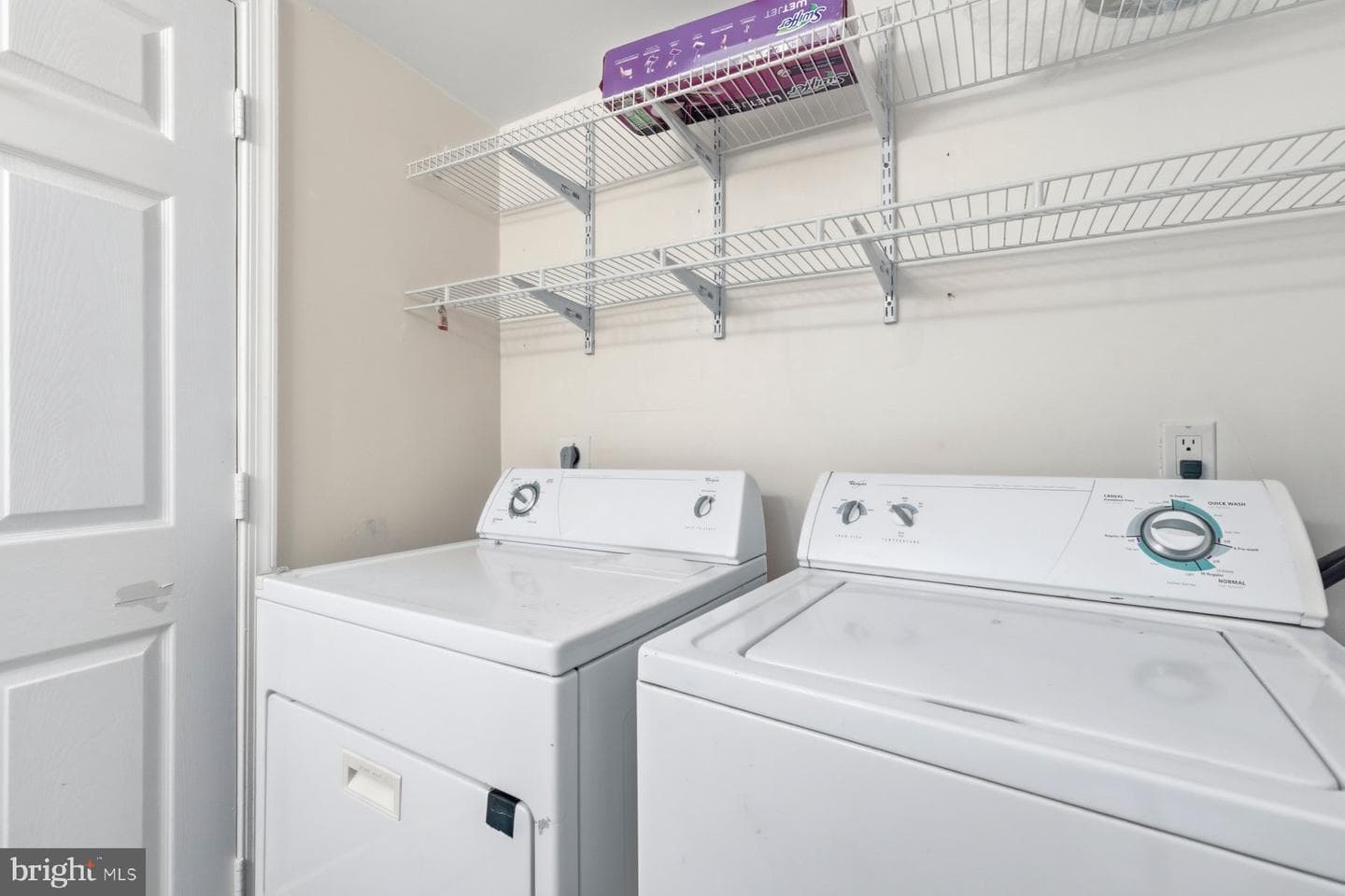 21421 Manon Way photo 23