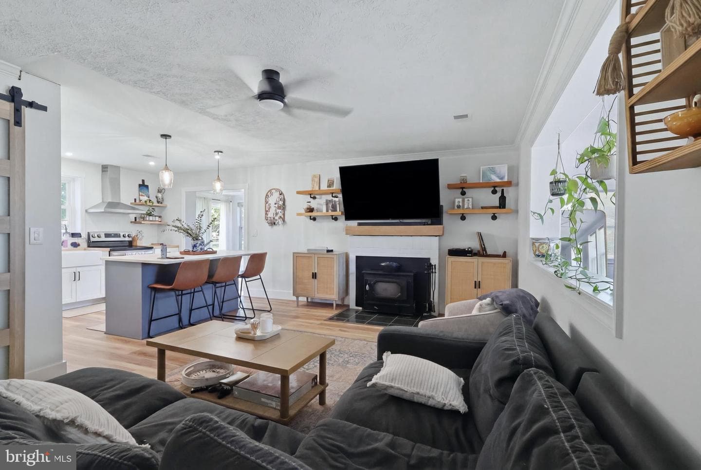 43183 Riverside Drive photo 6