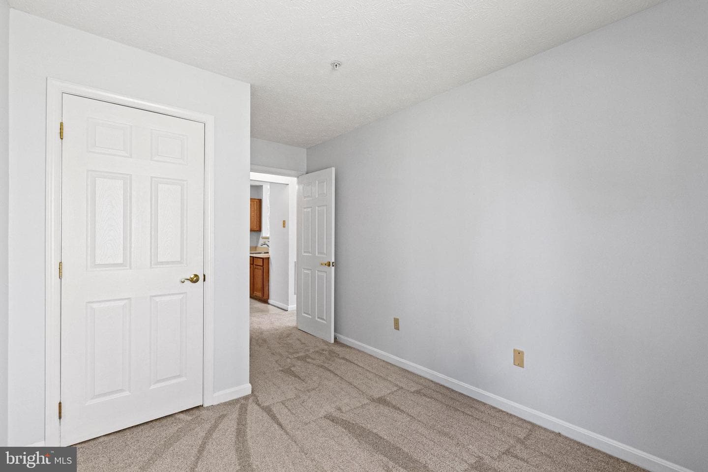 45553 Knockeyon Lane photo 14