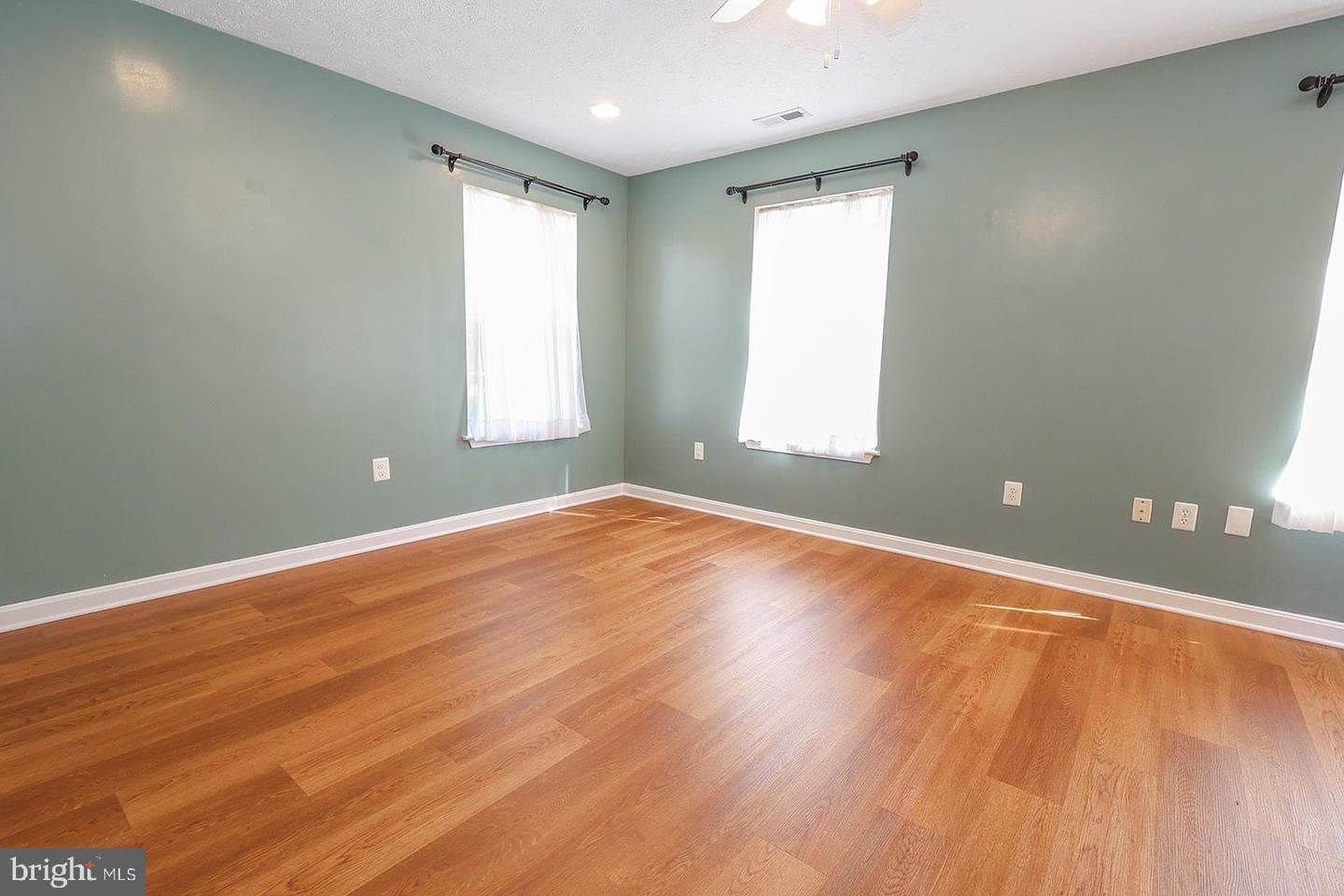 22728 Othello Lane photo 16