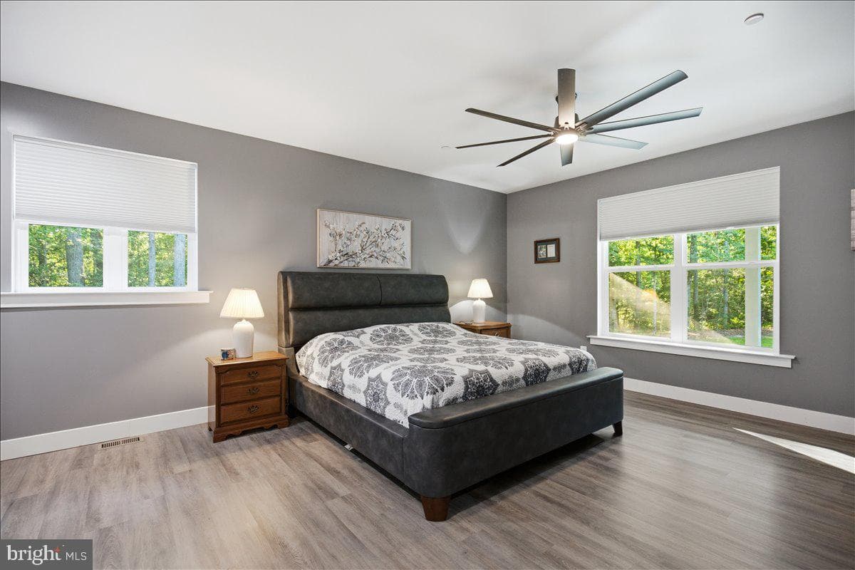 22405 Hood Lane photo 33