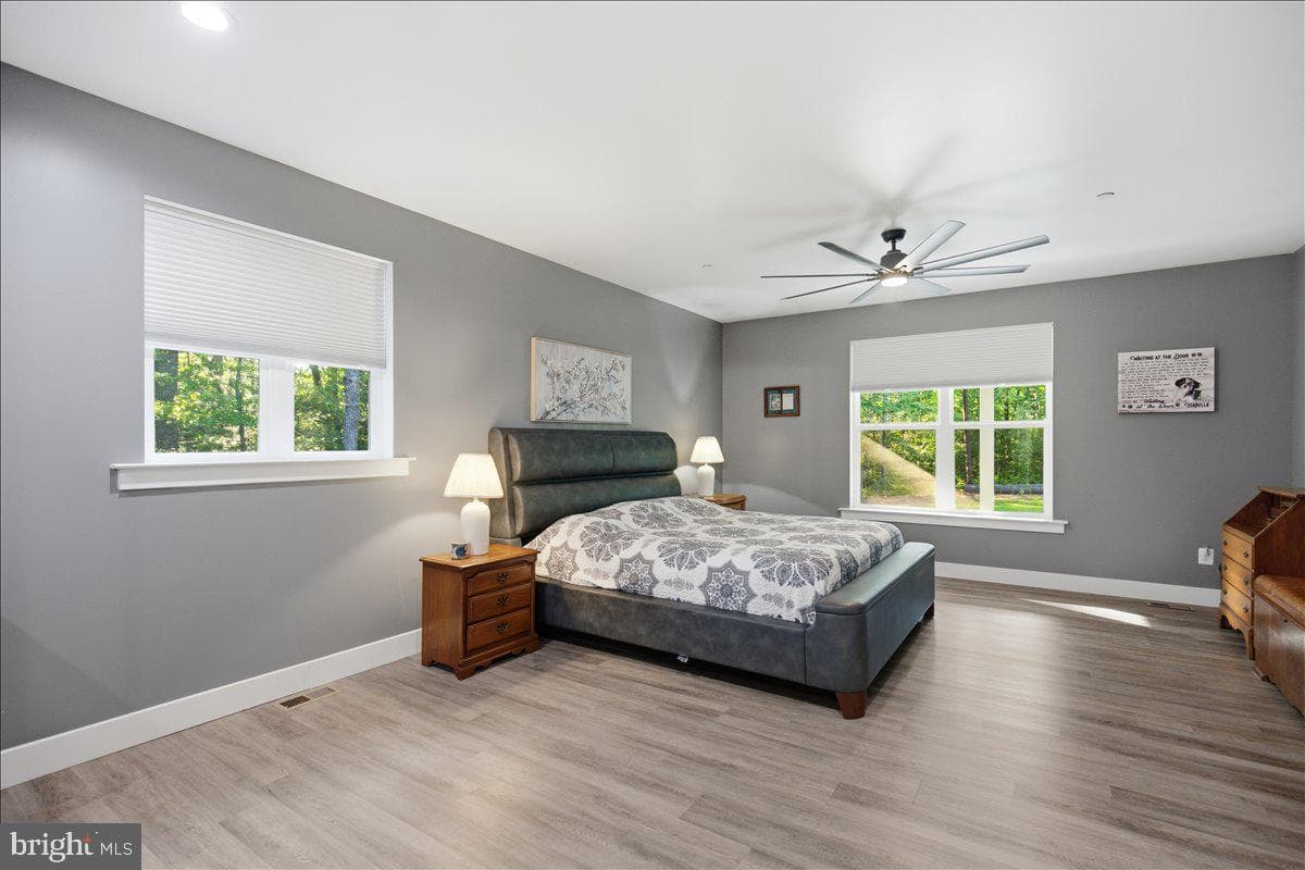 22405 Hood Lane photo 34