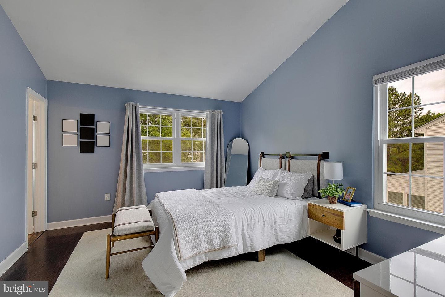 22103 Saint Michaels Circle photo 25