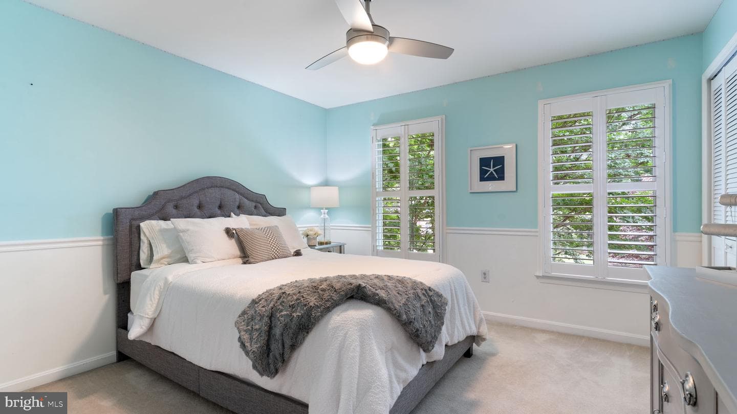 21822 Riviera Court photo 31