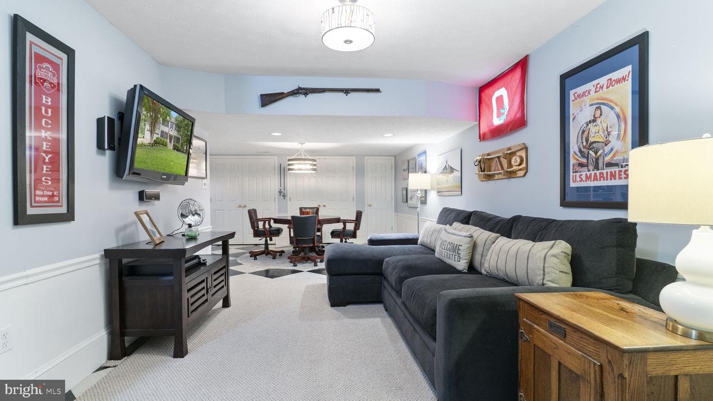 21822 Riviera Court photo 43
