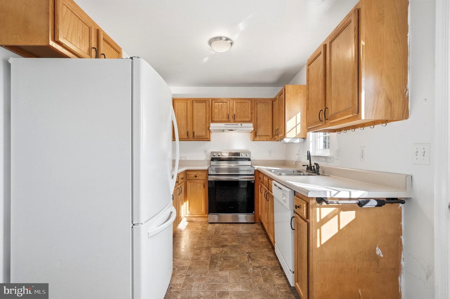 20803 Primrose Court photo 14