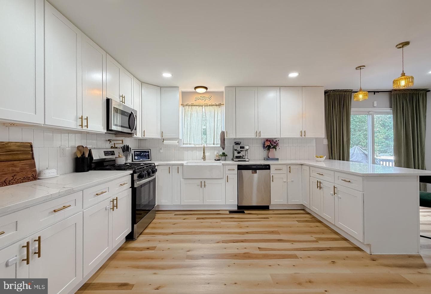 22137 Goldenrod Drive photo 8