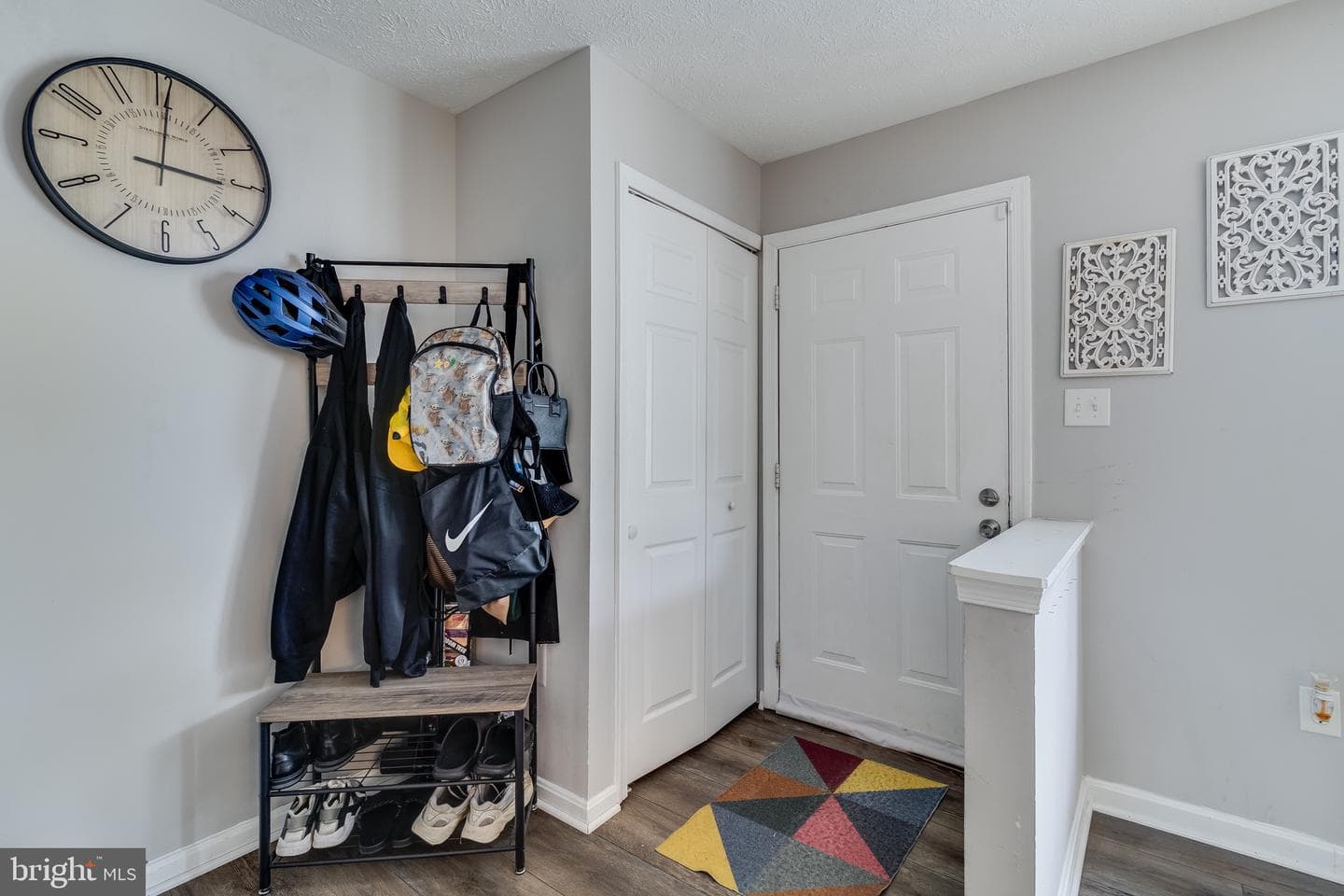 21412 Manon Way photo 6