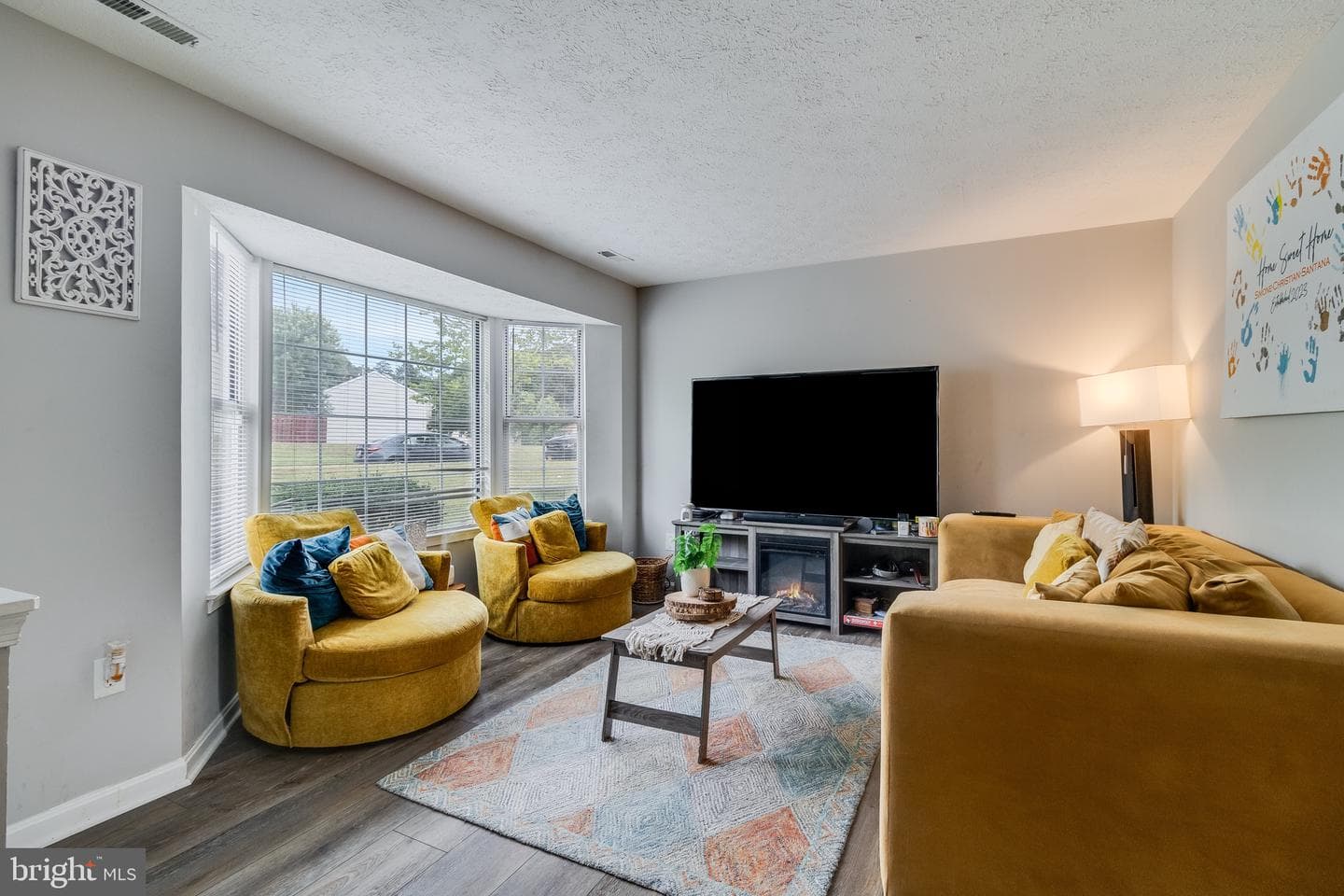 21412 Manon Way photo 7