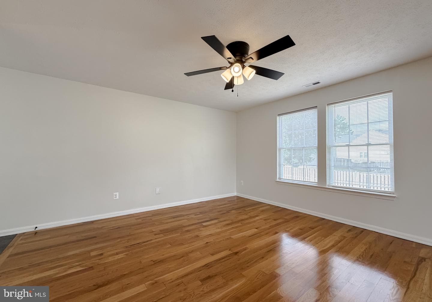 22513 Castle Pollard Way photo 11