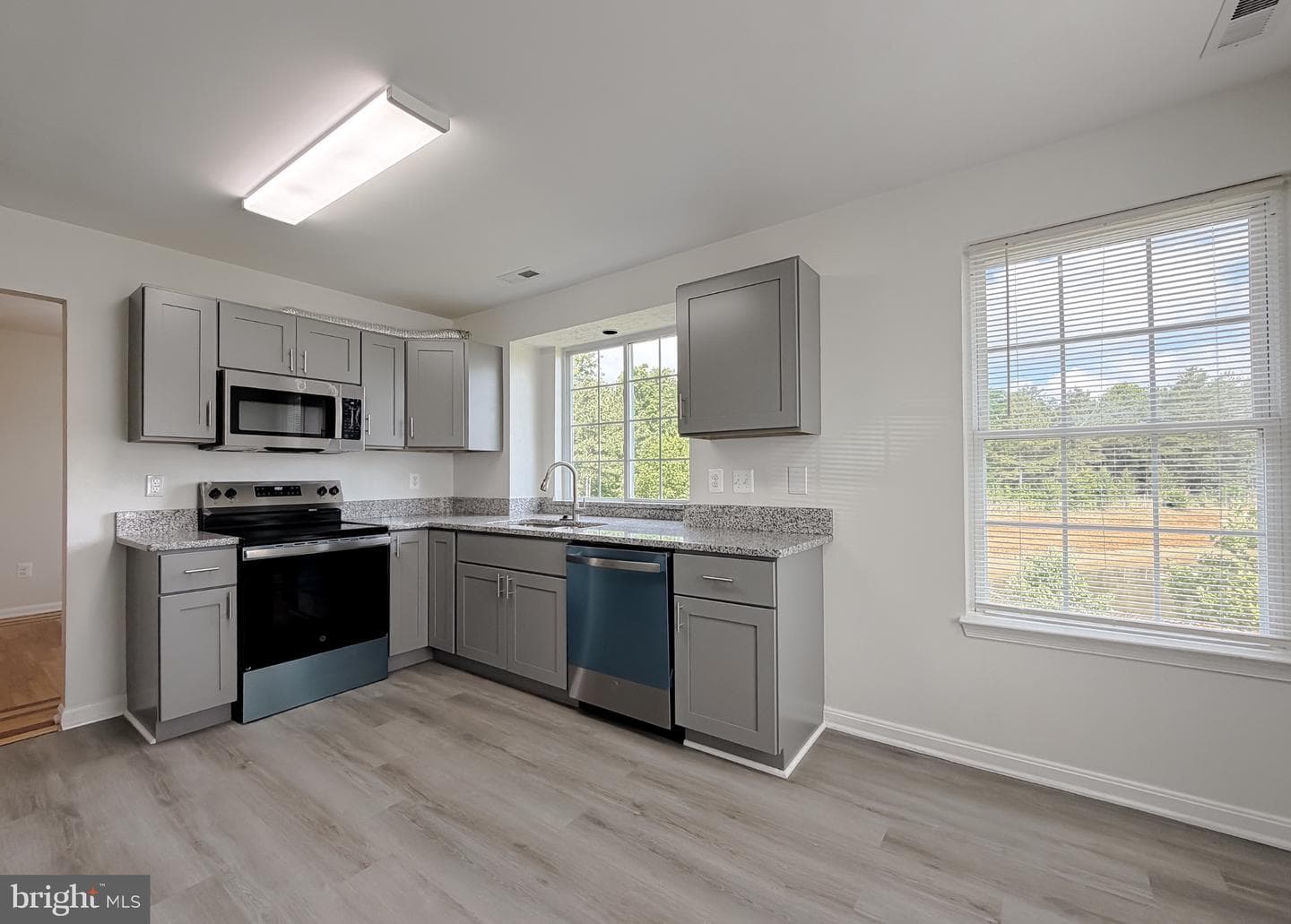22513 Castle Pollard Way photo 16