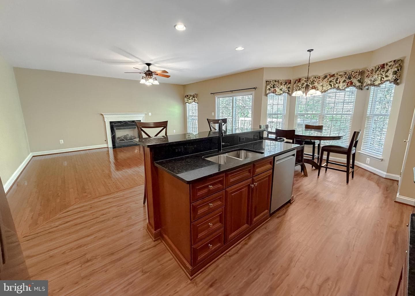 23423 Canna Court photo 4