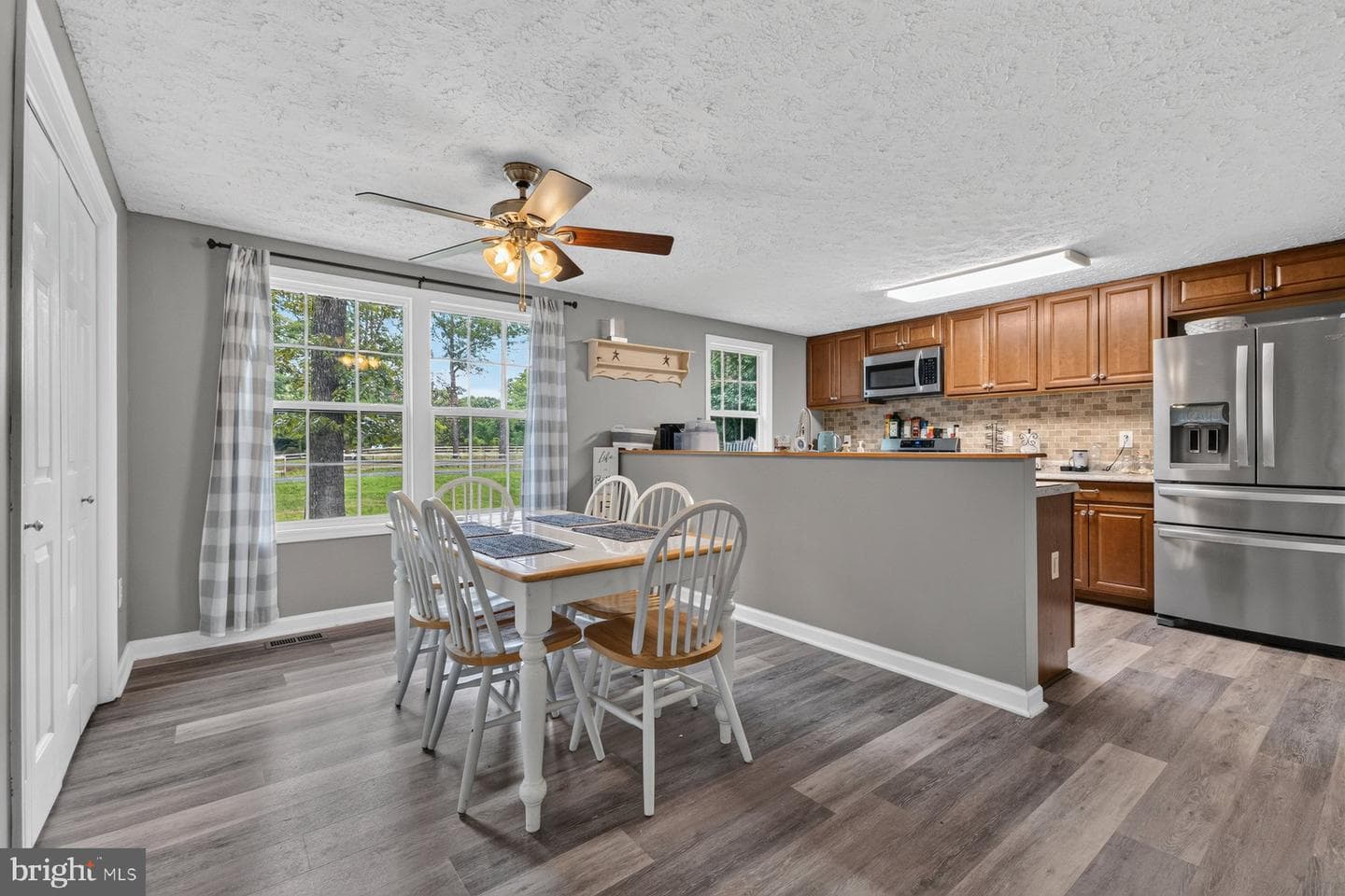 22755 Deerhaven Ln photo 11
