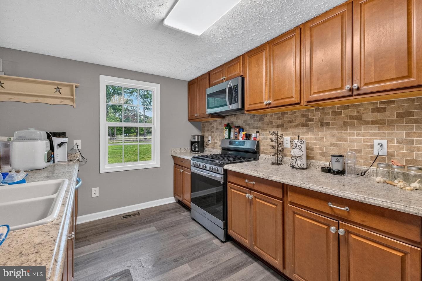 22755 Deerhaven Ln photo 9