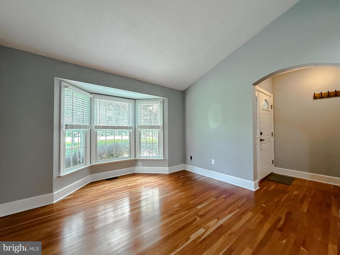 40777 Center 40 Circle photo 28