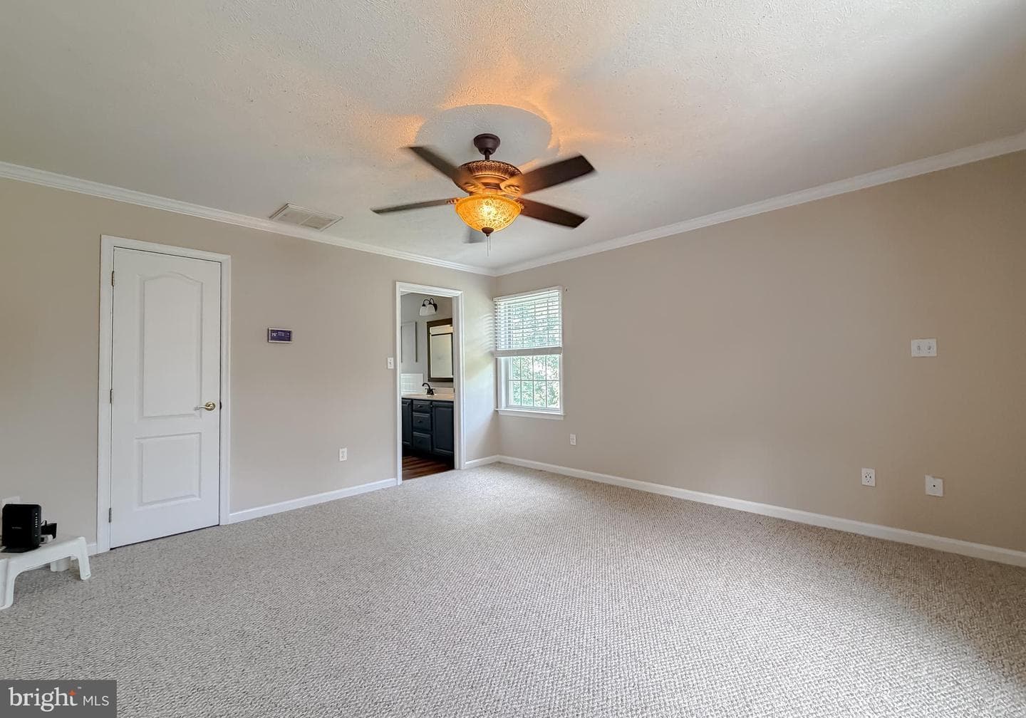 40777 Center 40 Circle photo 44
