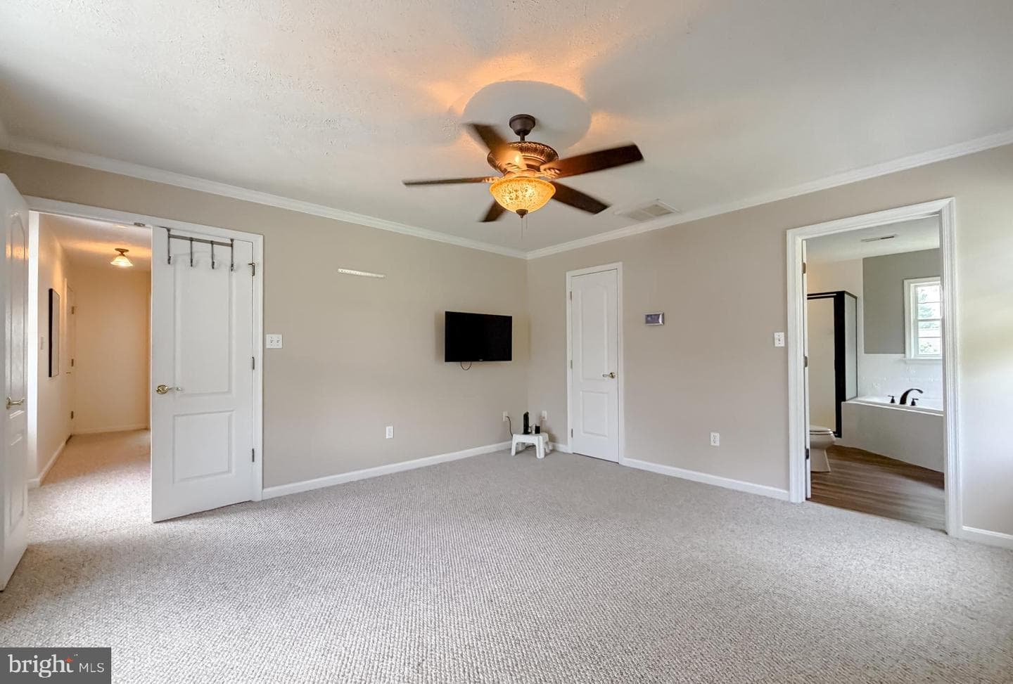 40777 Center 40 Circle photo 45