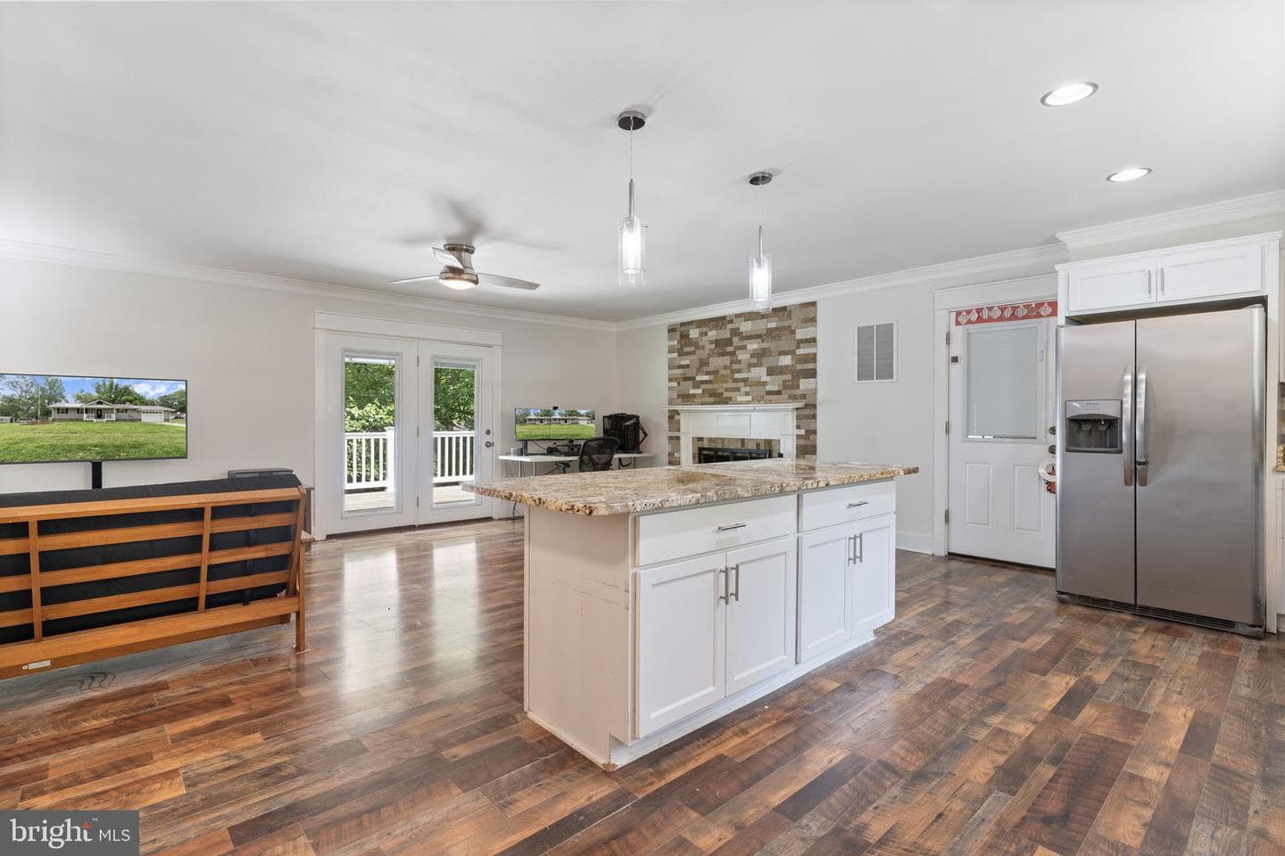 42204 Ridge Road photo 4