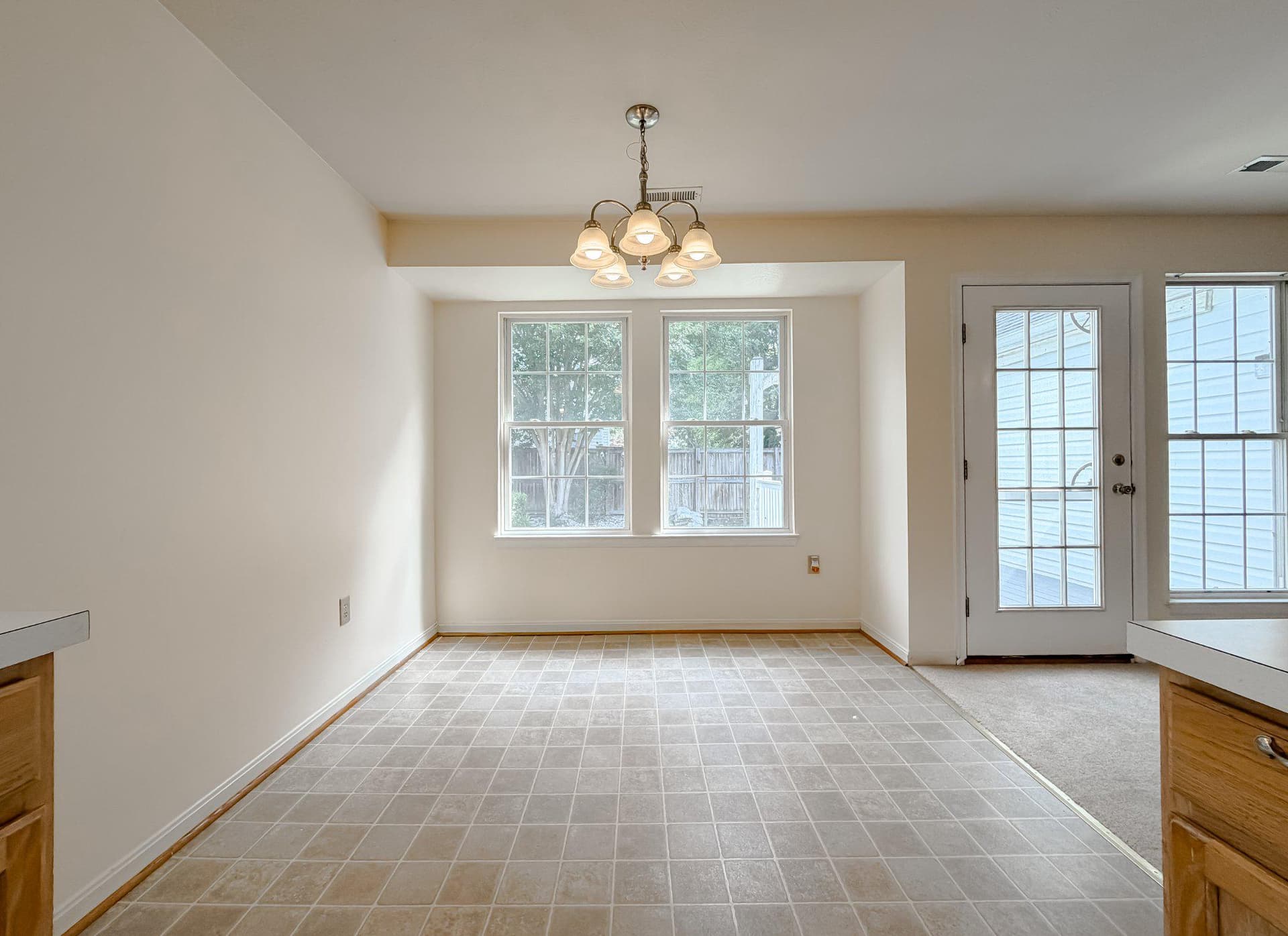 22702 Athlone Drive photo 14