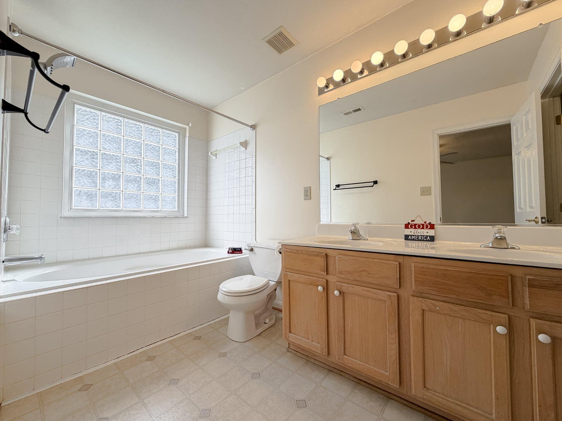 22702 Athlone Drive photo 24