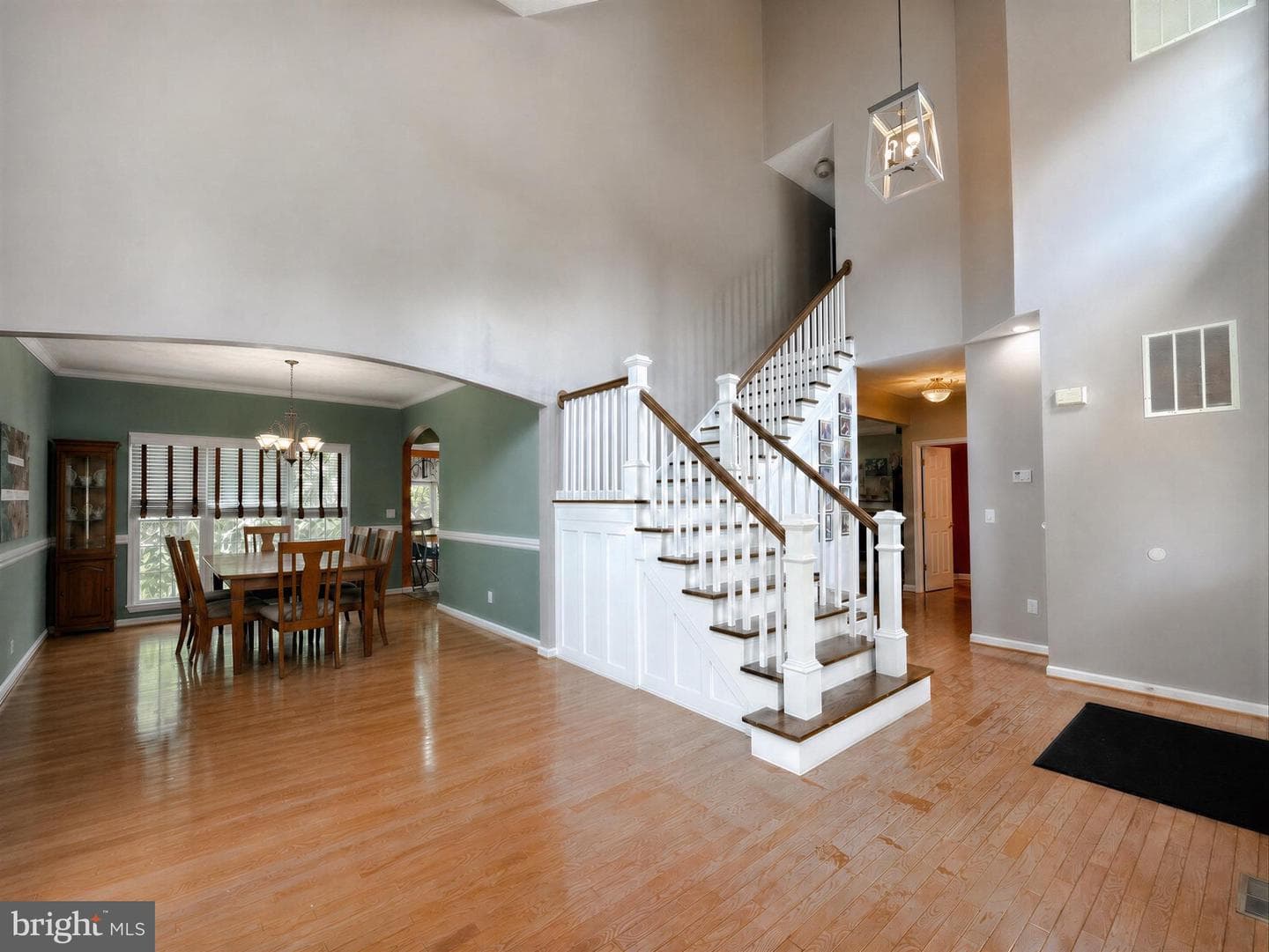 23118 Silverberry Way photo 3