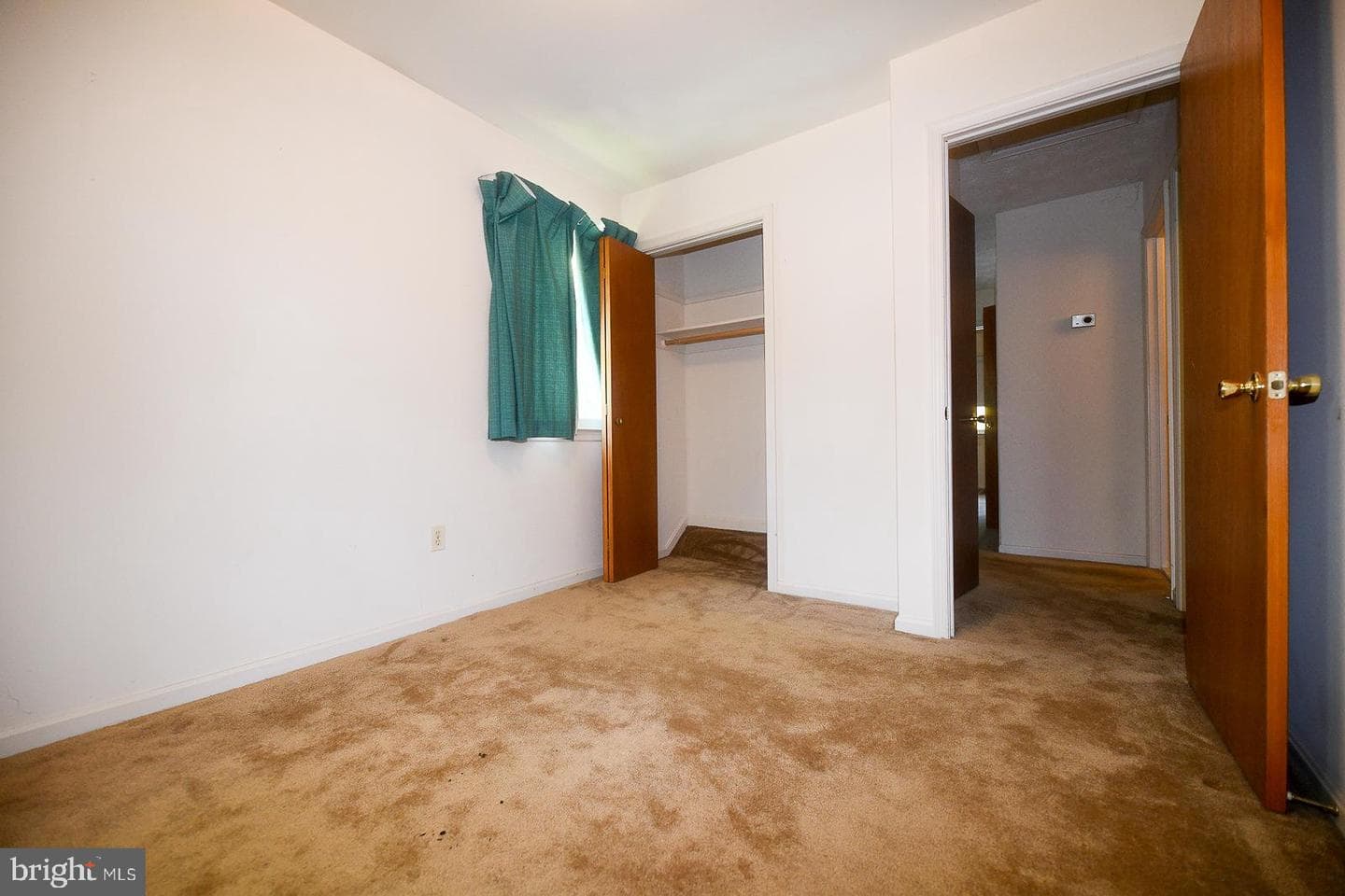 22429 Greenview Ct photo 12