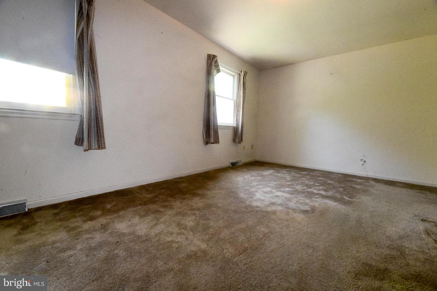22429 Greenview Ct photo 8
