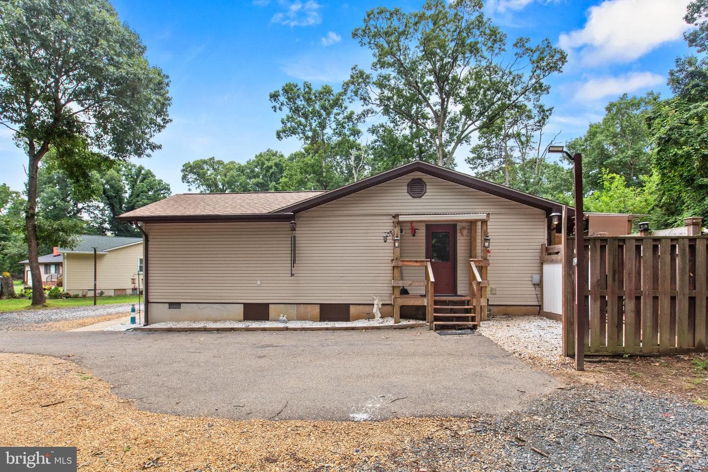 21625 America Street photo 26