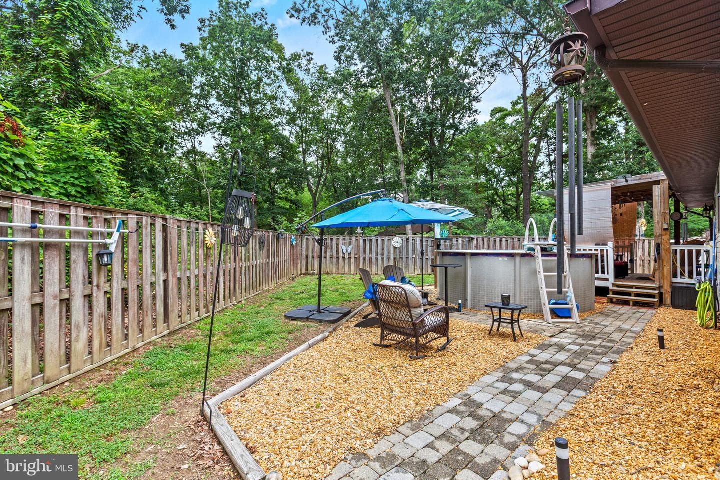 21625 America Street photo 29