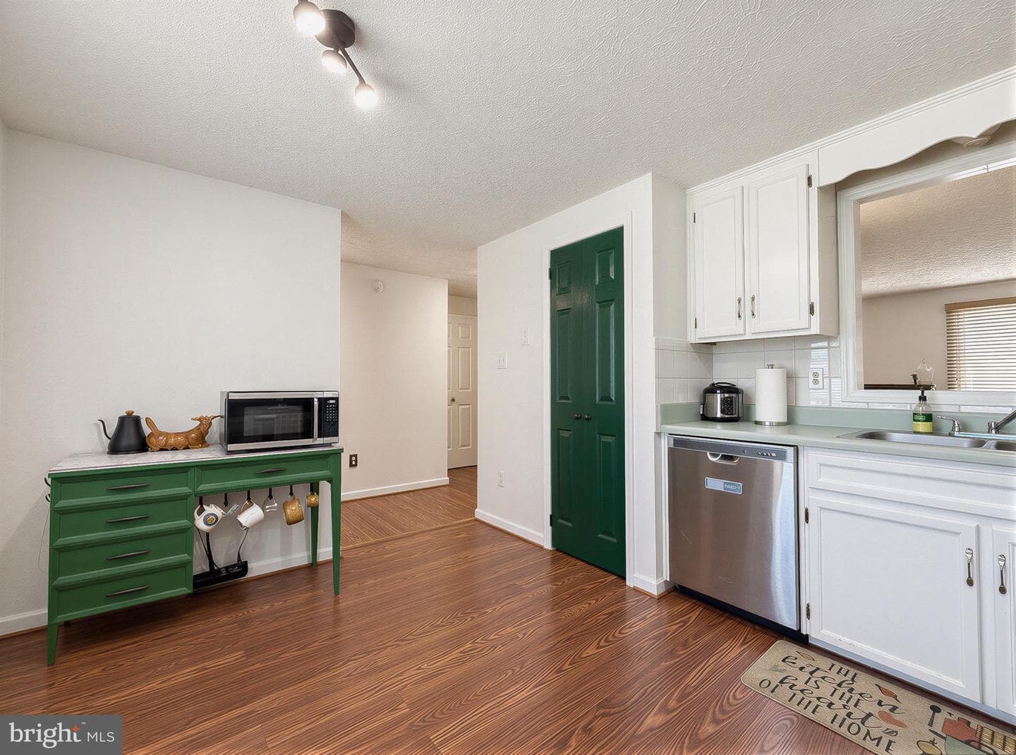 20811 Harlequin Lane photo 6