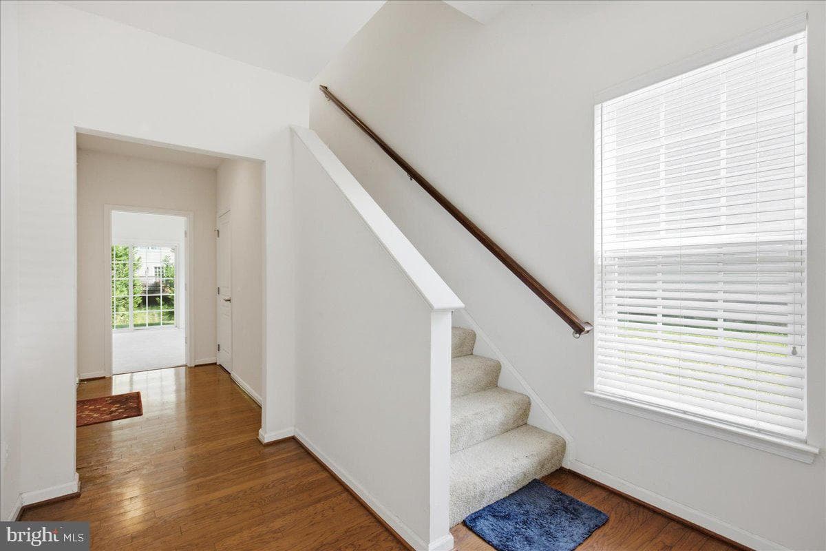 23192 Mountain Laurel Lane photo 4