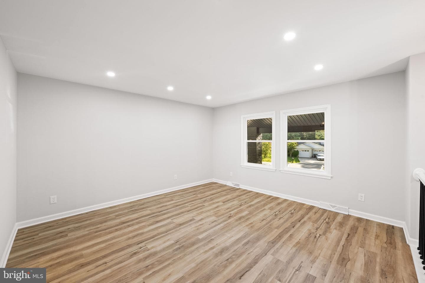 21428 Morris Drive photo 3