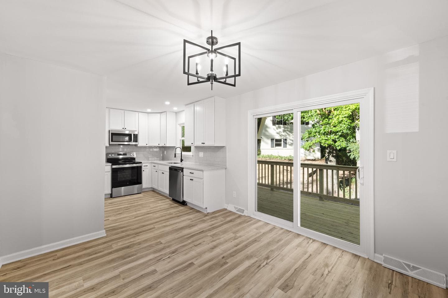 21428 Morris Drive photo 8