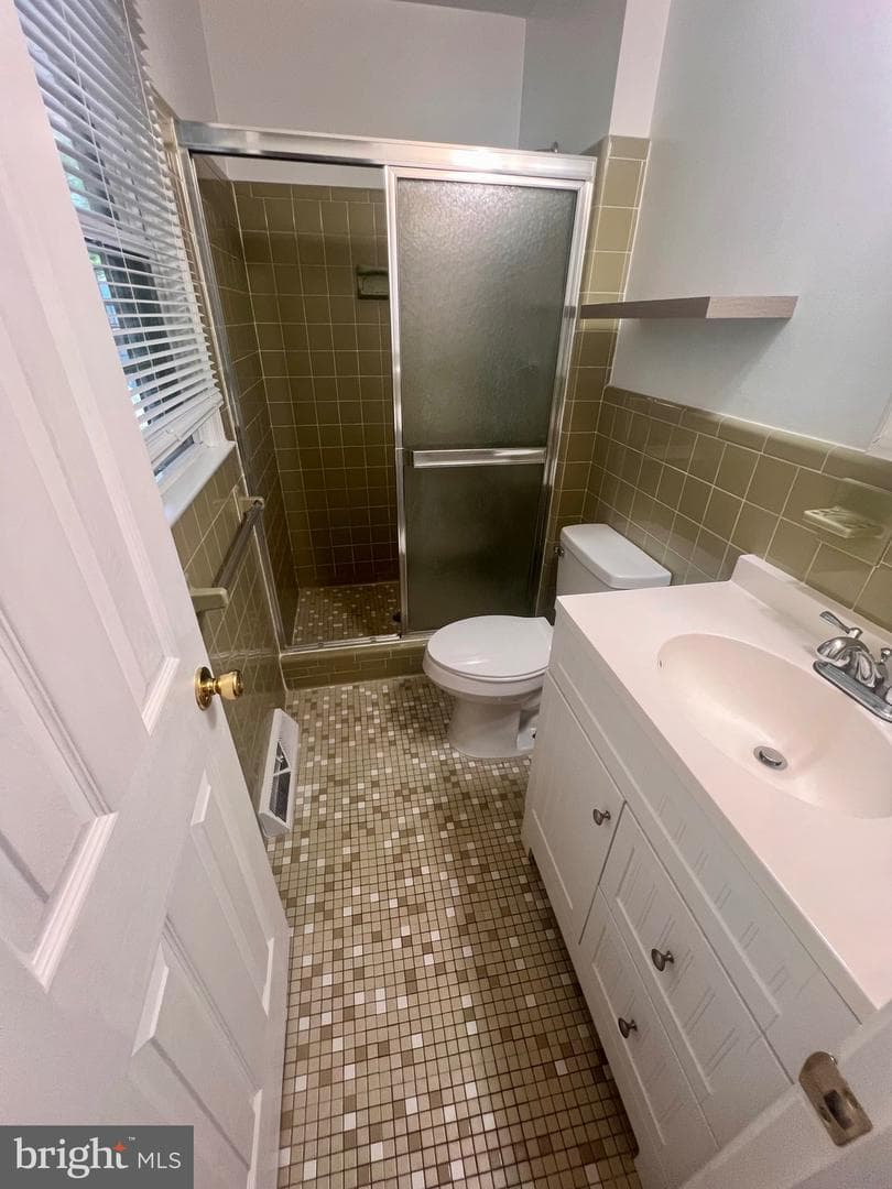 22327 Callahan Drive photo 14