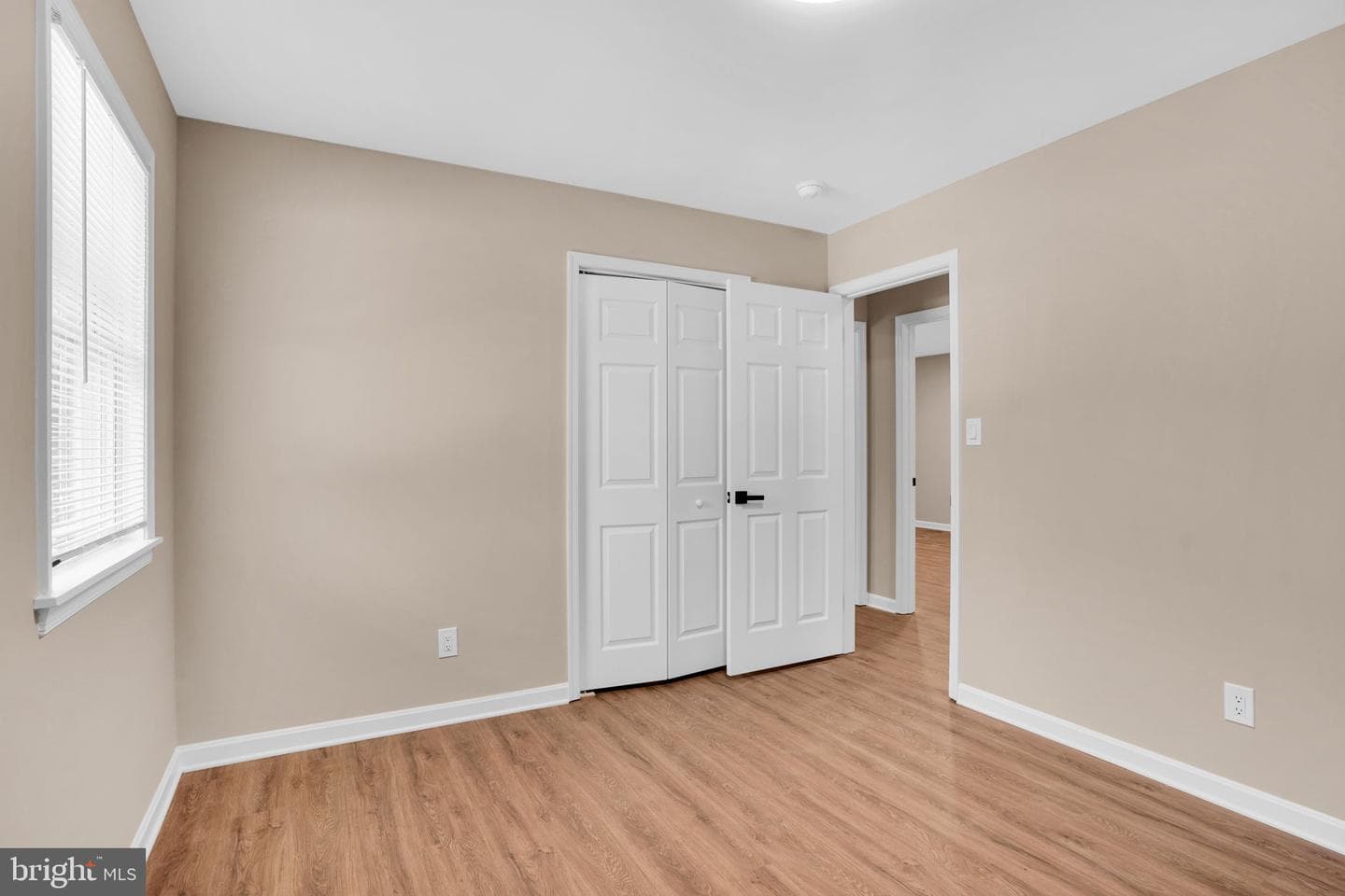 22206 Lilac Way photo 27