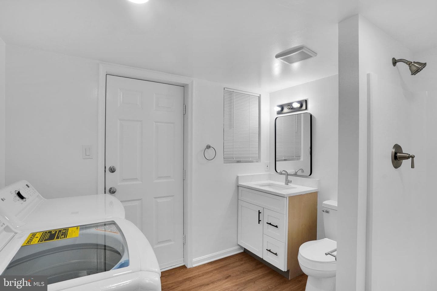 22206 Lilac Way photo 34
