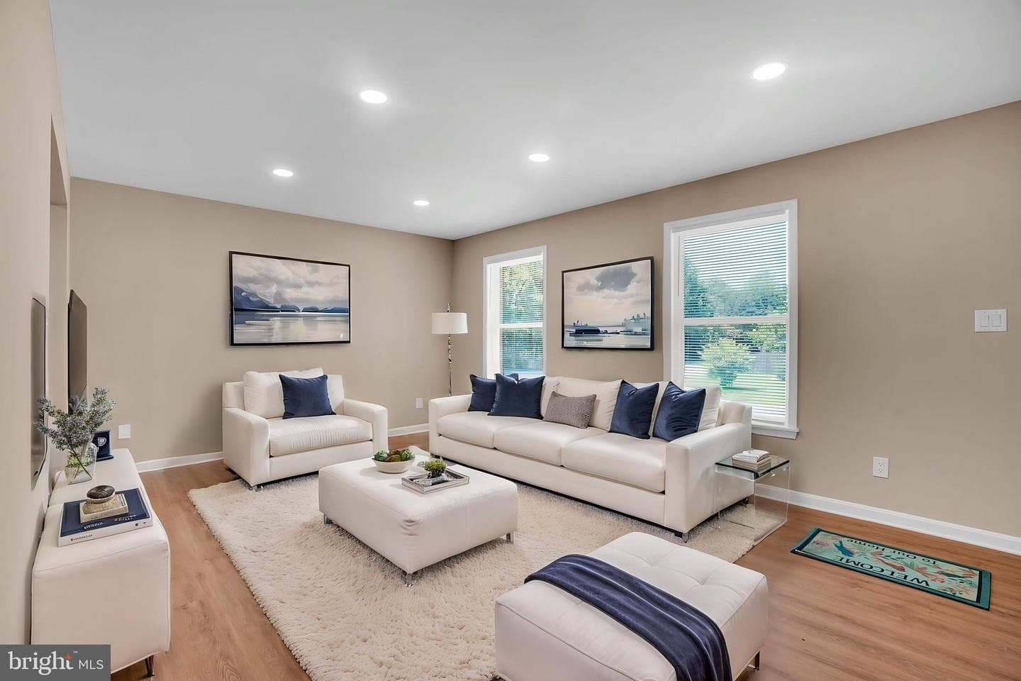 22206 Lilac Way photo 9