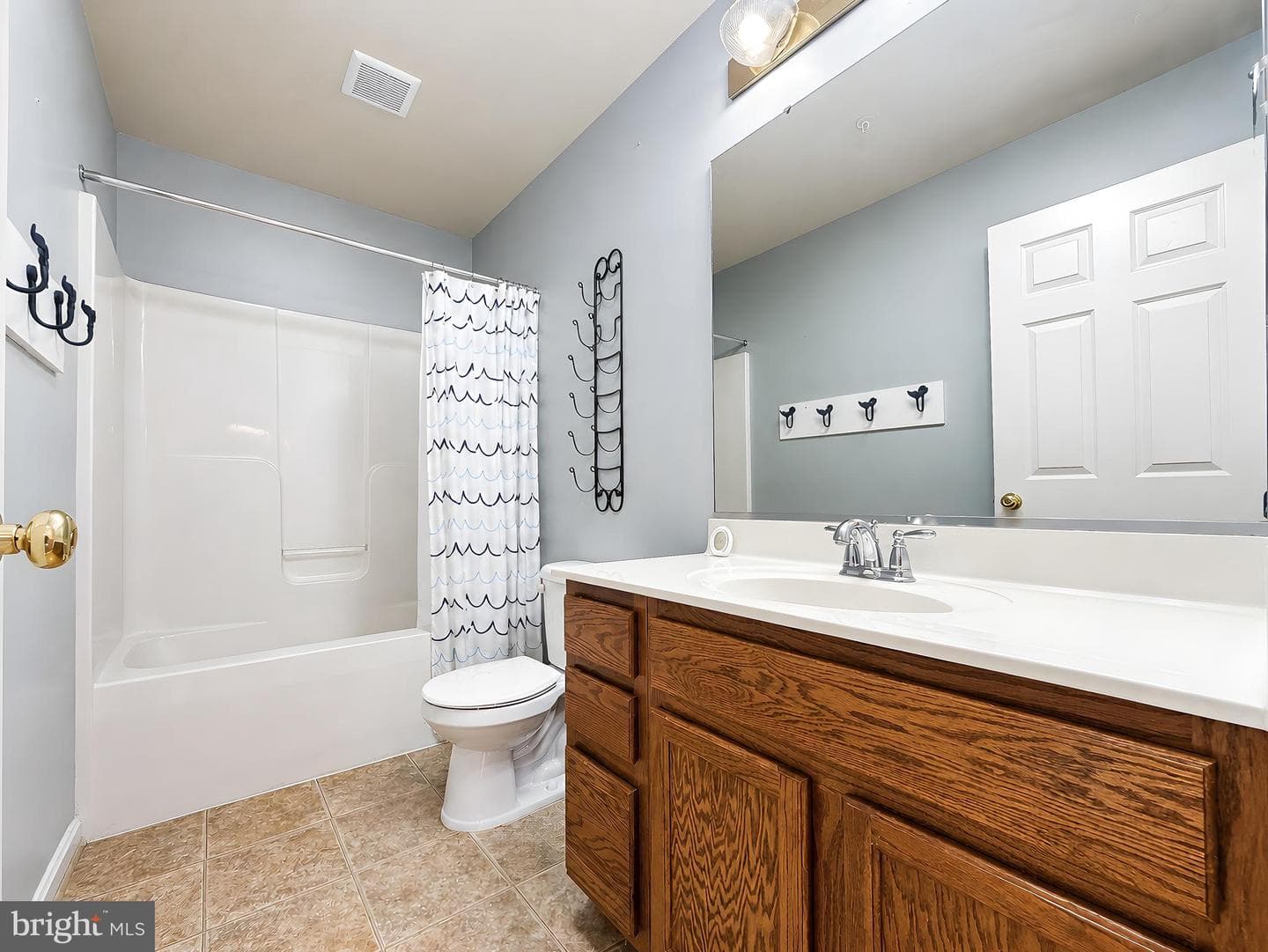 21395 Fairwood Court photo 42