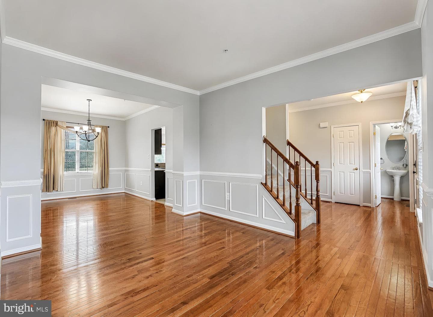 21395 Fairwood Court photo 7