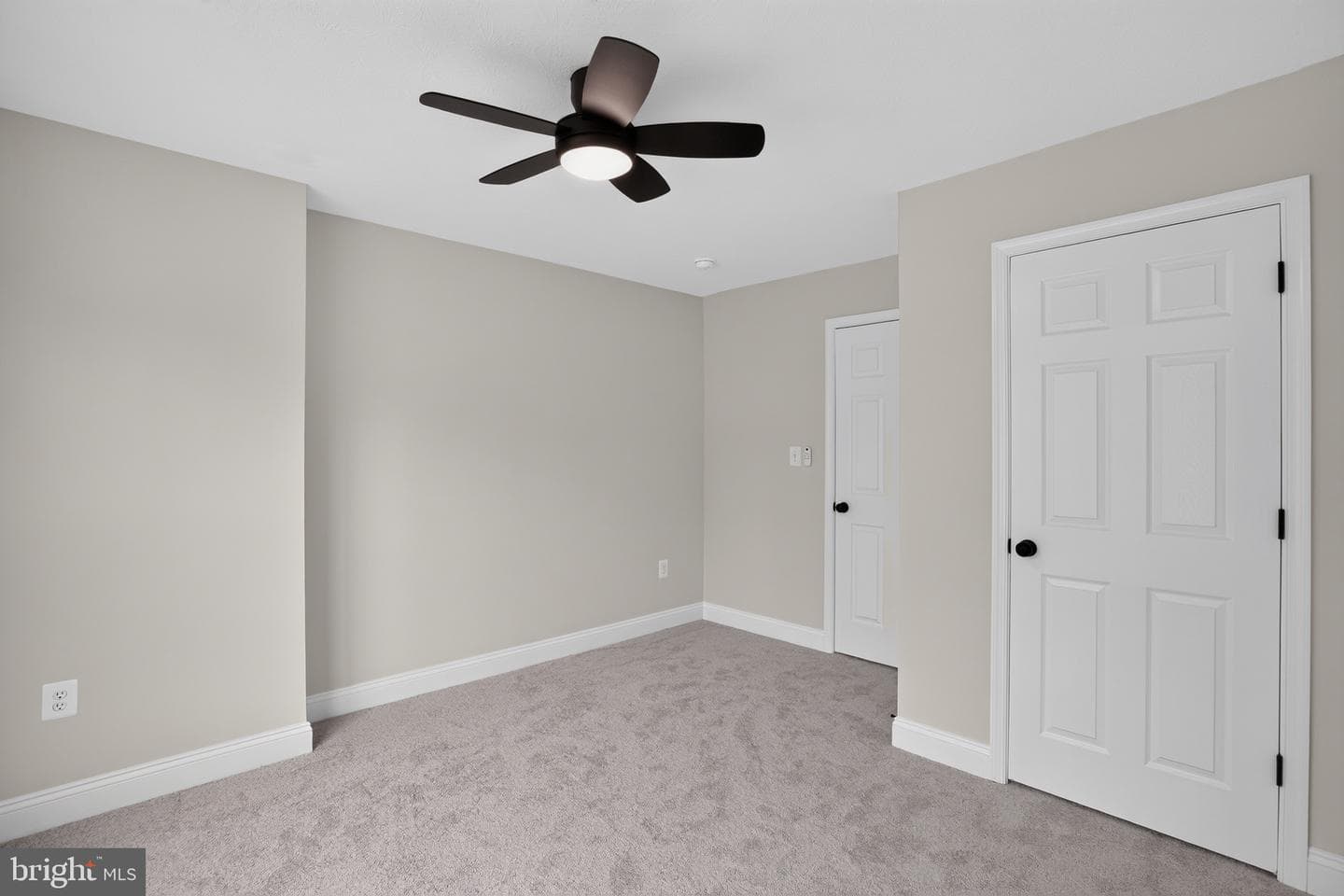 18321 Chestnut Street photo 25