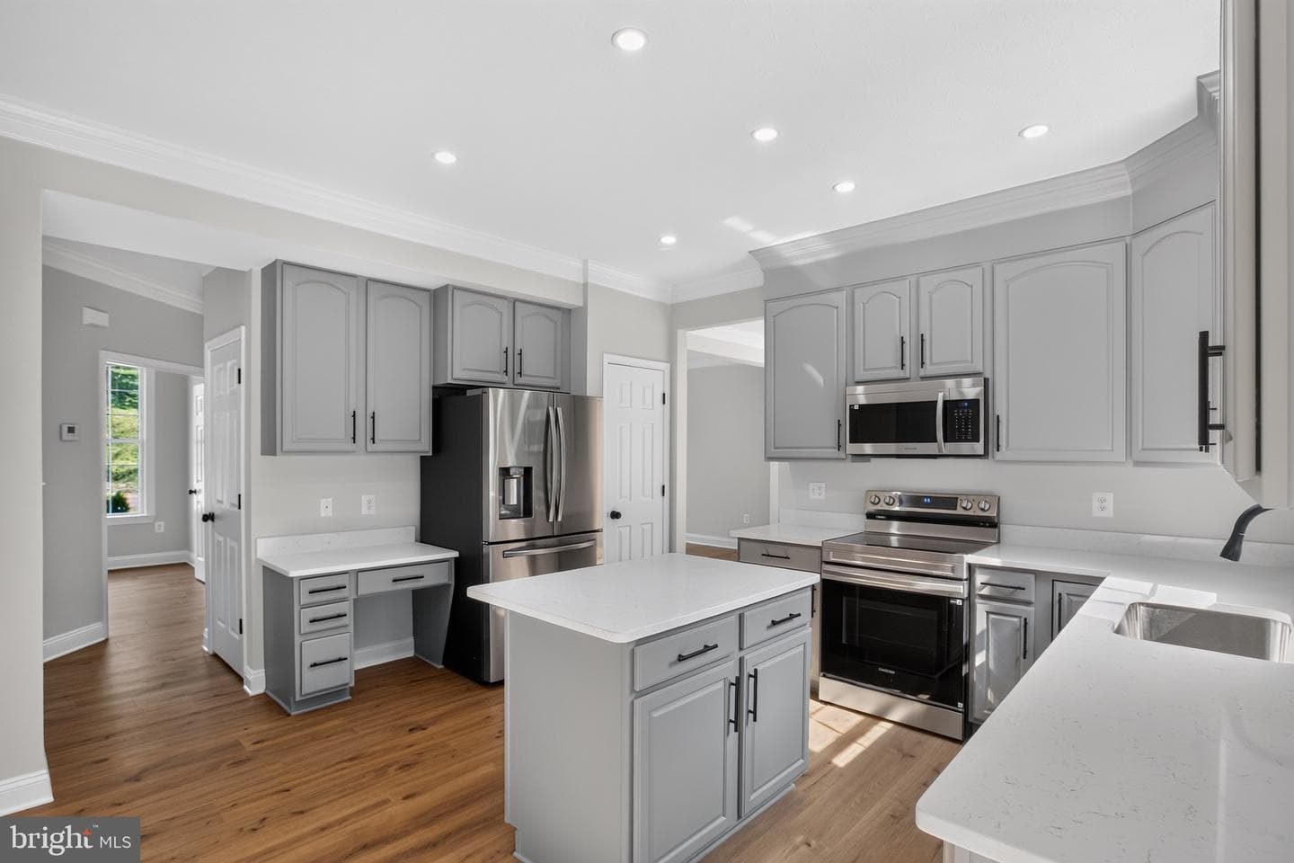 18321 Chestnut Street photo 5